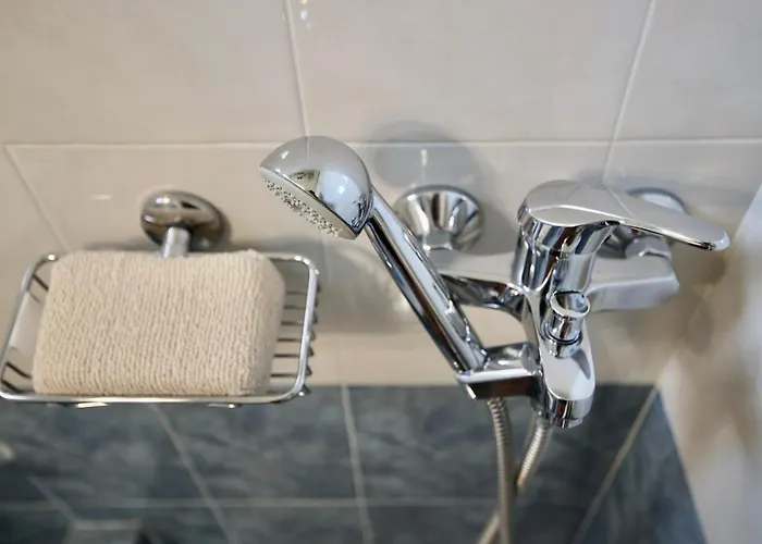 μικρό της αγγελικής με αυλή και Parking * Kalamata