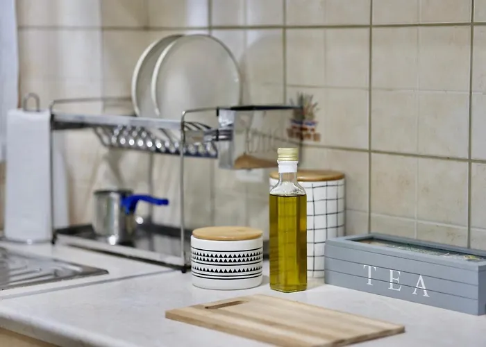 μικρό της αγγελικής με αυλή και Parking بيت للعطل كالاماتا