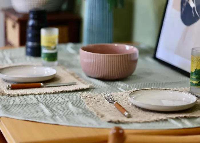 μικρό της αγγελικής με αυλή και Parking *